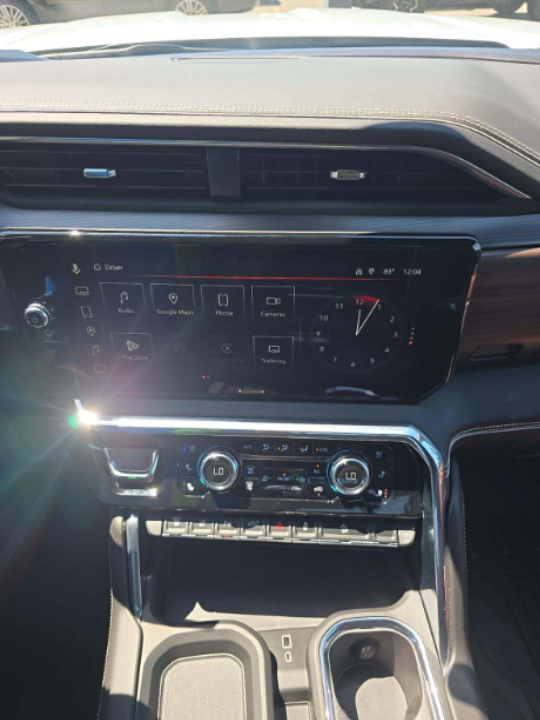 2026 GMC Sierra 2500HD Denali Ultimate photo 5