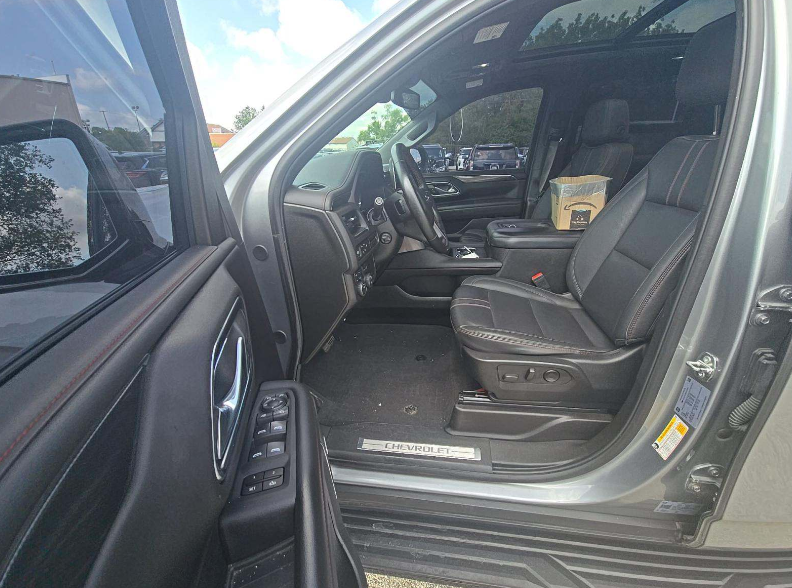 2024 Chevrolet Tahoe RST photo 4