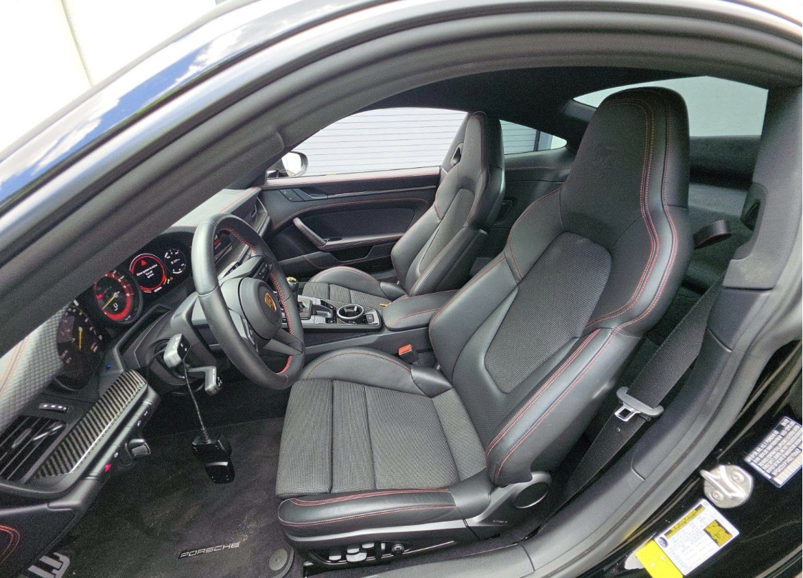 2022 Porsche 911 GT3 photo 4
