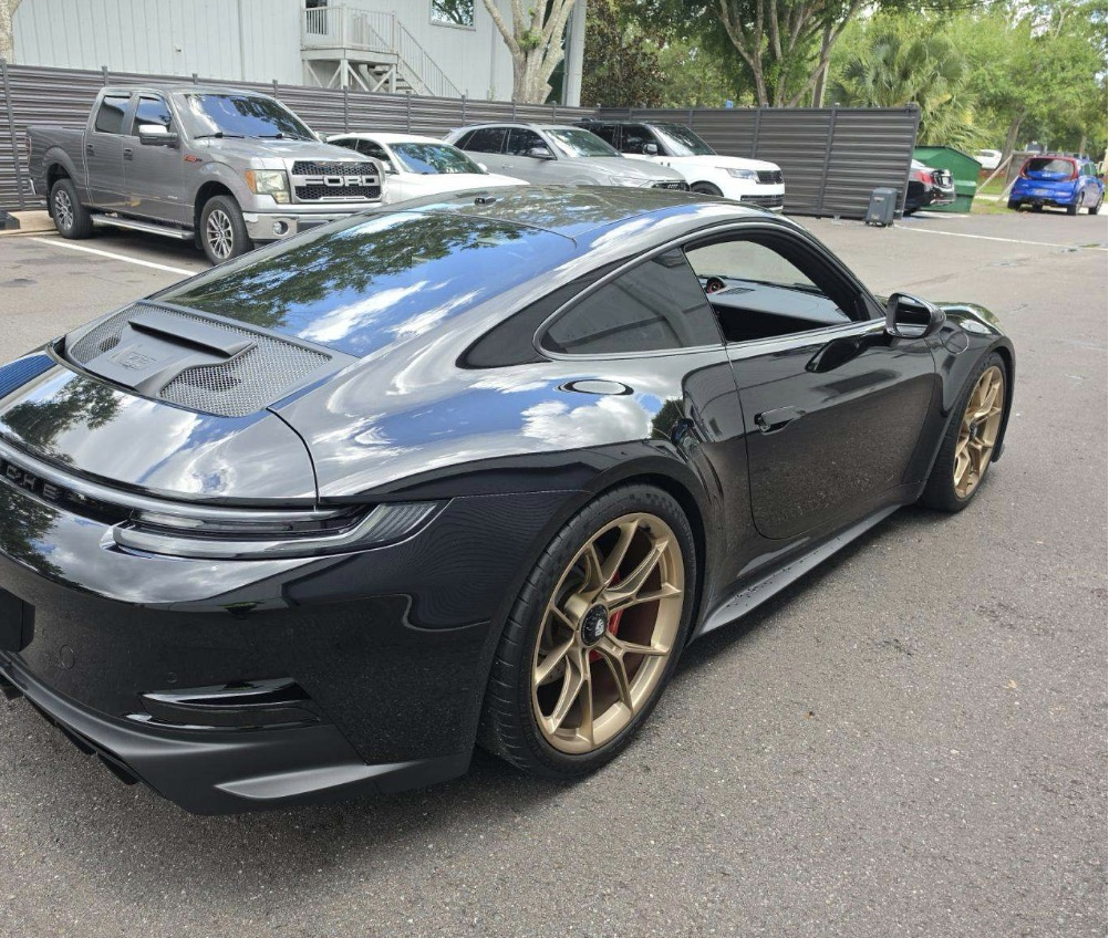 2022 Porsche 911 GT3 photo 3